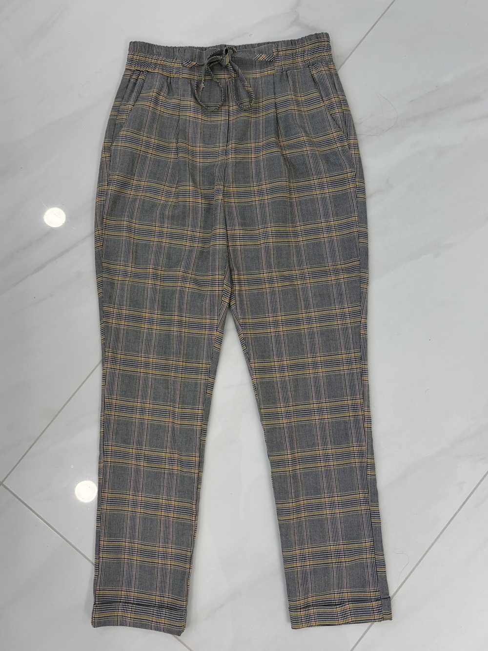 Le Chateau Gray Plaid Drawstring Trousers - Size 1